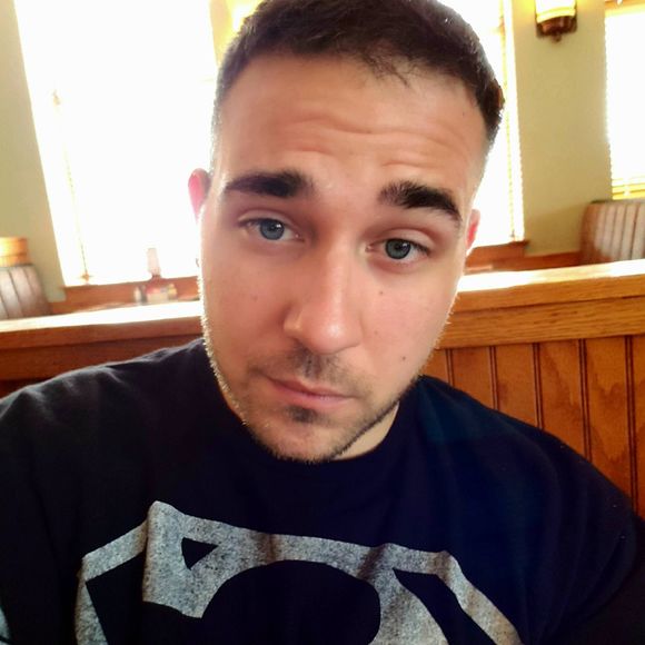 Meet your Posher, Raymond - Picture 1 of 1